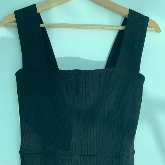 NWOT Reformation Cassi Knit Dress size S - Picture 9 of 9